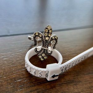 Fleur-de-lis Ring